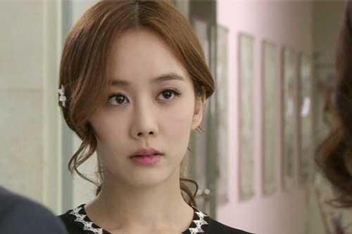 Bắt tại trận chồng ngoại tình, tôi chỉ nói một câu khiến anh lập tức quỳ xuống xin tha thứ