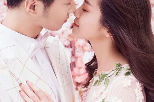 Lấy được chồng có những đặc điểm này, phụ nữ chẳng khác nào ''chuột sa chĩnh gạo'', cả đời hưởng phúc