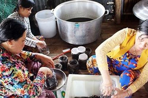 Nghề muối ba khía được công nhận là di sản văn hóa phi vật thể cấp Quốc gia