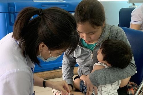 Trẻ em ở khu vực ổ dịch Bạch hầu Đắk Nông mới chỉ tiêm phòng 1 mũi