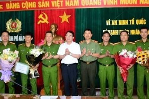 Khen thưởng Công an TP Hải Phòng bắt đối tượng bắn người