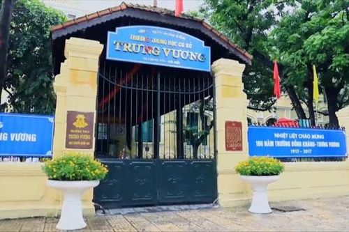 Điều tra thông tin nữ lái xe ôm công nghệ nghi lừa đón học sinh