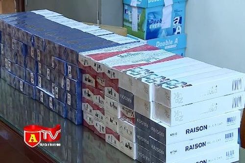 Công an huyện Đông Anh thu giữ hơn 5.000 bao thuốc lá điếu nhập lậu