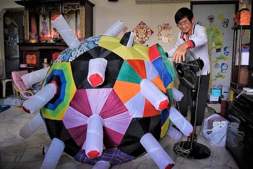 Khủng long bơm hơi, Totoro, cá đuối bay trên bầu trời Singapore