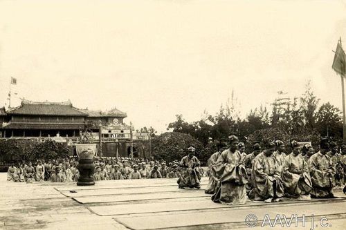 Tết Đoan ngọ thời Nguyễn: Nha, sở được nghỉ mấy ngày?