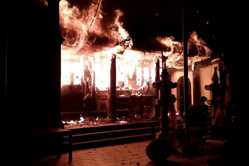 Long Biên: Gần như cháy toàn bộ hiện vật trong vụ hỏa hoạn đền Quan Tam Lâm Du
