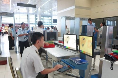 Cảng vụ viên hàng không phải tốt nghiệp cao đẳng trở lên
