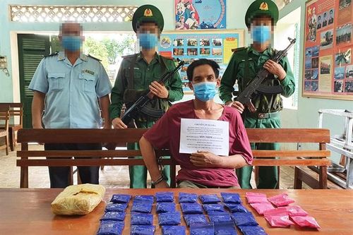 Chặn bắt 6.000 viên ma túy tổng hợp tìm đường vào Việt Nam