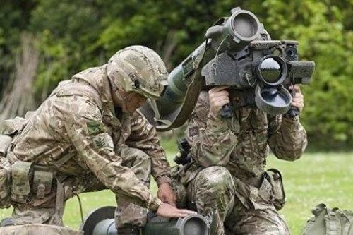 Quân đội Ukraine nhận loạt tên lửa tối tân từ Mỹ