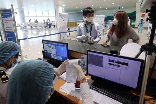 Thủ tướng Nguyễn Xuân Phúc: Chưa mở cửa đối với khách du lịch nước ngoài