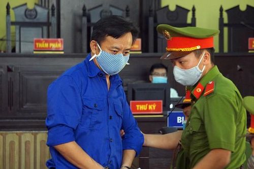Cựu trưởng phòng an ninh Sơn La kêu oan khi bị kết tội đưa hối lộ
