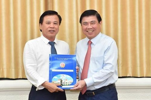 Điều động, bổ nhiệm nhân sự mới ở nhiều tỉnh, thành