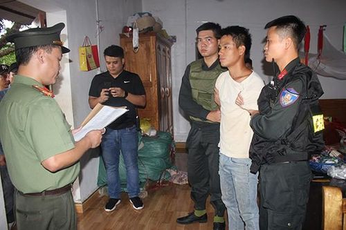 Khởi tố, bắt giam 4 bị can về tội 'chống phá nhà nước'