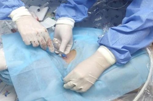 Bệnh nhi suýt chết vì mẹ tự lấy thuốc thừa cho con uống