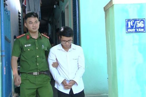 Tài xế taxi kiêm... 'người nhện' đột lầu trộm cắp tài sản ở Huế