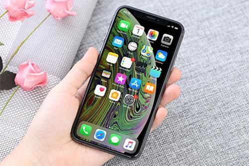 iPhone XS giảm giá 'kịch sàn' tại Việt Nam, về mức đáy mới khiến fan 'phát sốt'