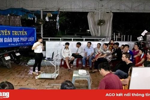 Tuyên truyền, phổ biến giáo dục pháp luật cho đoàn viên, người lao động các tổ nhà trọ ở TP. Long Xuyên