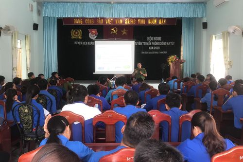 Diên Khánh: Tuyên truyền phòng, chống ma túy cho 130 đoàn viên, thanh niên