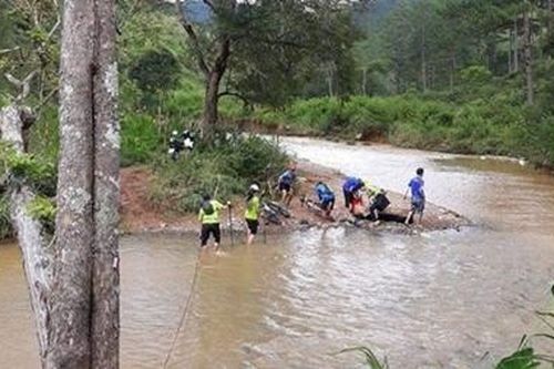 Yêu cầu có biện pháp bảo đảm an toàn sau vụ VĐV marathon bị nước cuốn trôi