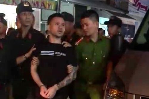 'Đệ nhất siêu trộm' cũng xộ khám