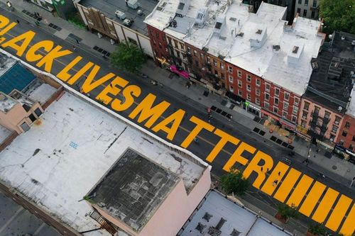 Thị trưởng New York sẽ sơn chữ 'Black Lives Matter' trước Tháp Trump