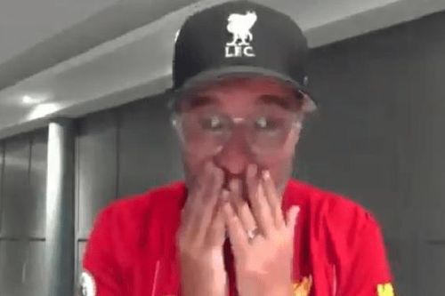 Juergen Klopp khóc trên truyền hình vì quá xúc động