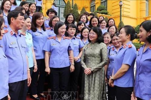 Phó Chủ tịch nước tiếp Đoàn nữ cán bộ kiểm sát tiêu biểu