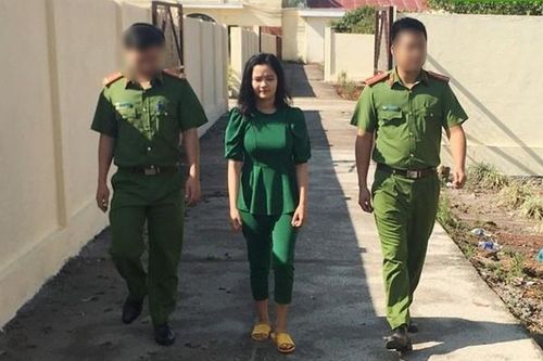Lừa bán khẩu trang thời COVID-19 chiếm đoạt tiền