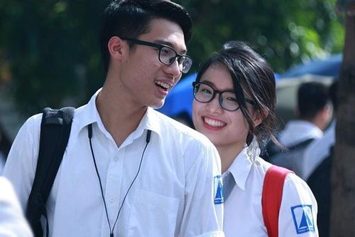 'Kẻ đốt đền' trường Ams: Trường chuyên đang tồn tại không mục đích