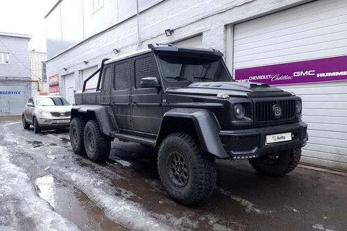 Mercedes G63 AMG 6x6 nhái rao giá hơn 100.000 USD