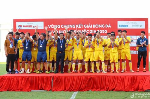 Thua HAGL tại bán kết, U19 SLNA ngậm ngùi nhận giải Ba