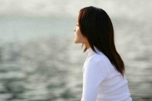Cố sống tiếp khi anh đột ngột rời xa sau 15 năm chung sống