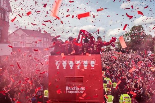 Liverpool chính thức vô địch Ngoại hạng Anh sau 30 năm