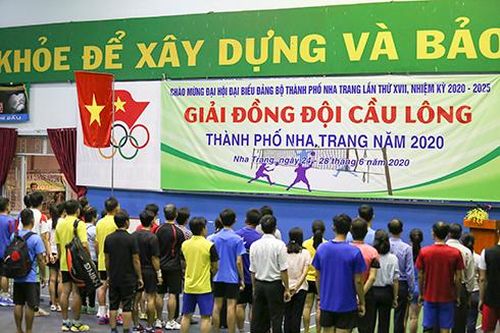 Hơn 150 tay vợt tranh tài giải Cầu lông Đồng đội TP. Nha Trang