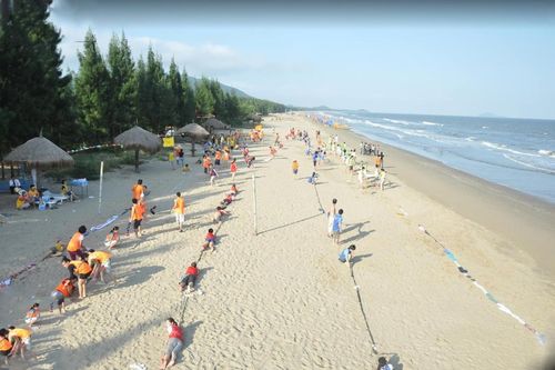 Sầm Sơn xưa rồi, biển Hải Tiến mới là thiên đường du lịch của xứ Thanh