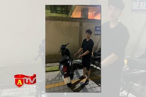 Gã thanh niên thuê trọ yêu cầu chủ nhà chuộc lại xe máy vừa bị trộm cắp