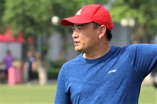 CLB Phù Đổng đặt mục tiêu lên hạng với cựu danh thủ Nguyễn Trung Kiên