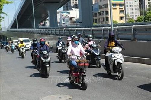 Khu vực Hà Nội tiếp tục có nắng nóng gay gắt