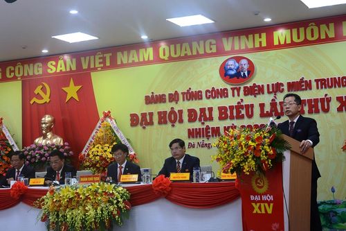 Từng bước hiện đại hóa lưới điện