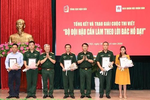 Tổng kết và trao giải cuộc thi viết 'Bộ đội Hậu cần làm theo lời Bác Hồ dạy'
