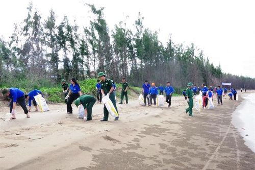 Nâng cao nhận thức, trách nhiệm của đoàn viên, thanh niên trong xây dựng và bảo vệ Tổ quốc