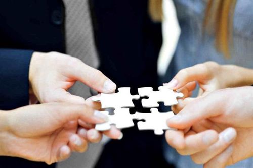 Cảnh báo về mua bán và sáp nhập