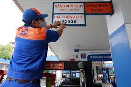 Xăng dầu trong nước sắp tăng giá?