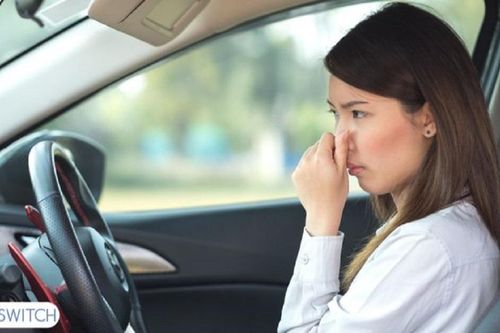 Đoán bệnh xe qua những mùi đặc trưng