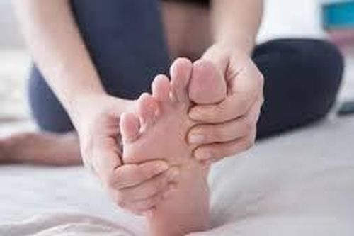 Mẹo hay giúp bạn nhanh chóng thoát khỏi chứng chuột rút