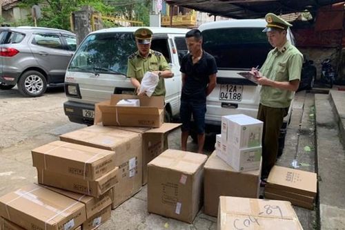 Tạm giữ 1.600 đơn vị sản phẩm chưa rõ nguồn gốc