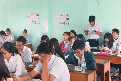 Công bố số liệu đăng ký dự tuyển vào lớp 10 lần 1