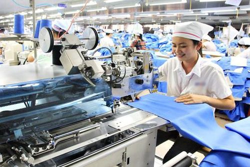 Ảnh hưởng của đại dịch Covid-19 đến ngành May: Cách tiếp cận từ sự tham gia vào chuỗi giá trị may toàn cầu