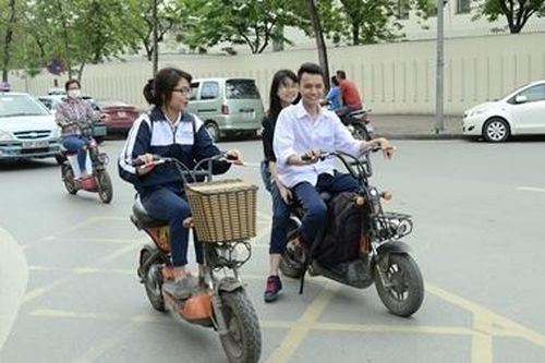 Người trên 16 tuổi điều khiển phương tiện phải có bằng A0: Quy định để người dân nâng cao ý thức hơn