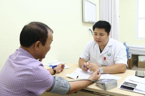 Người mắc bệnh tăng huyết áp đang trẻ hóa